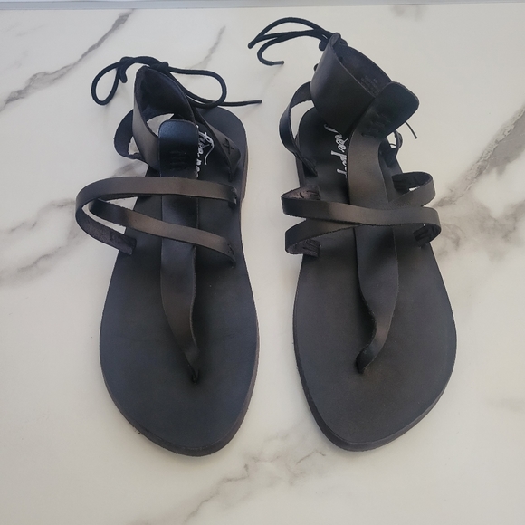 Free People Shoes - Free People Vacation Day Wrap Sandal Womens 9 Black Thong Tie Ankle OB914576